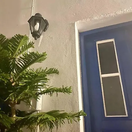 Blue Traditional House Holiday home Acherounes